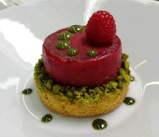 Logis Hotels - Le Pont Bernet - Hotel 2 Etoiles Et Restaurant Le Pian-Médoc 외부 사진
